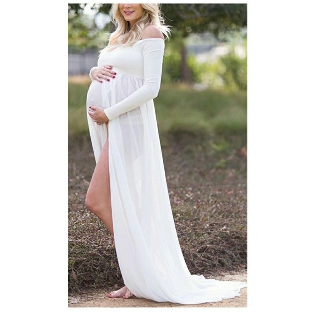 Off the shoulder maternity photo shoot dress